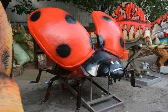 Animatronic Insect For Zoo