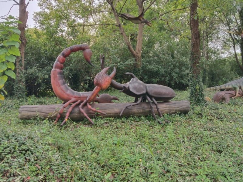 Animatronic Animal Insects Garden