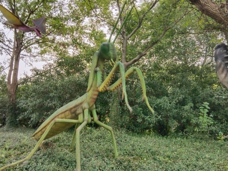 Animatronic Animal Insects Garden