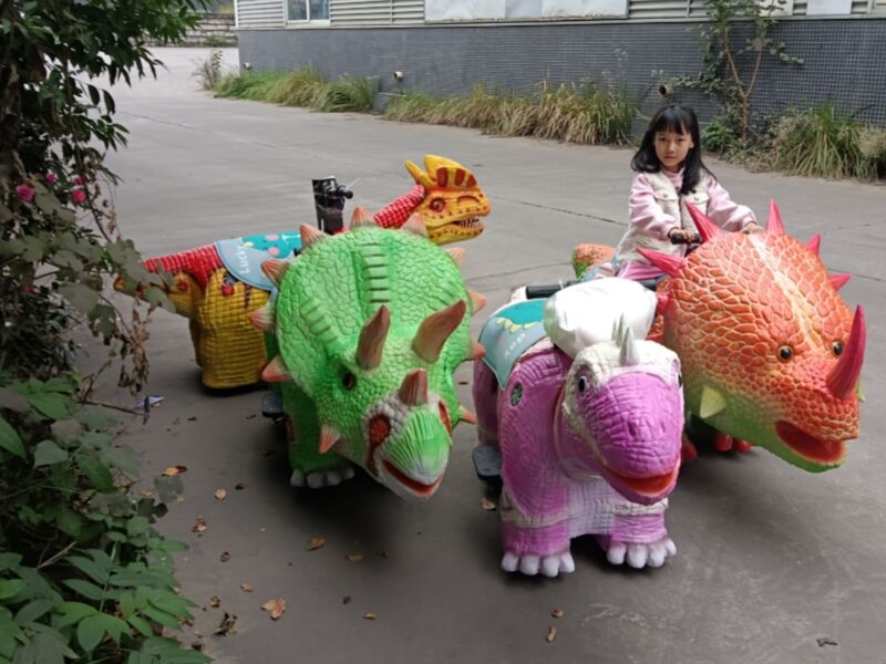 Cartoon Dinosaur Toy Car for Kids Park