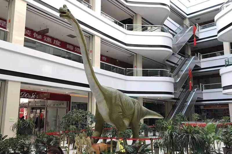 Dino Real Time Filming Exhibition Scenery